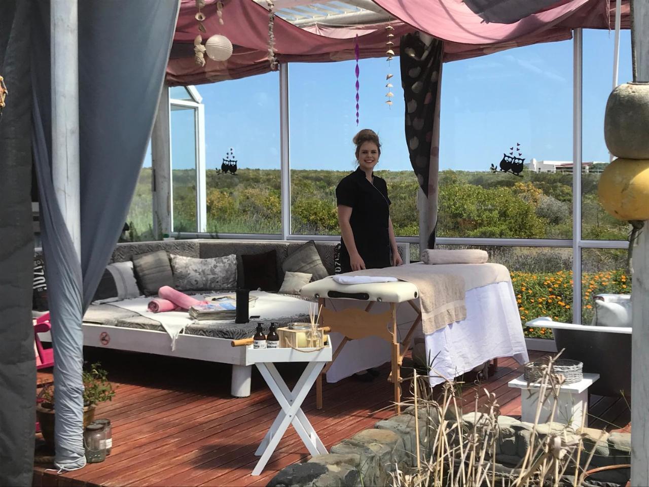 Farr Out Guest House Paternoster Dış mekan fotoğraf